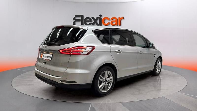 Usado Ford S-MAX Titanium 150 CV (110 kW) 2016 Gris Monovolumen
