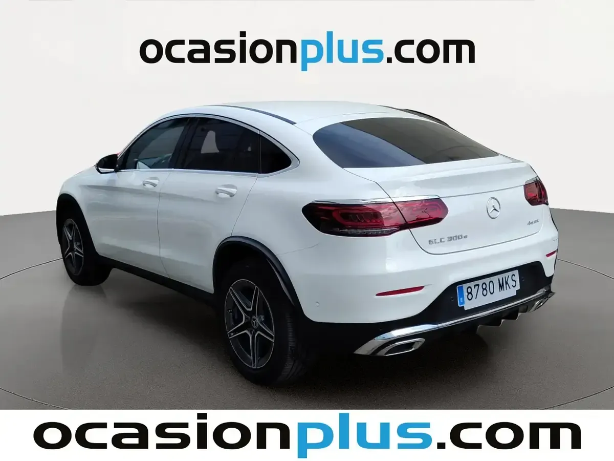 Usado Mercedes GLC300e 320 CV (235 kW) 2023 Blanco SUV