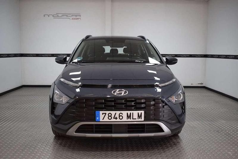 Usado Hyundai Bayon 84 CV (61 kW) 2023 Gris SUV