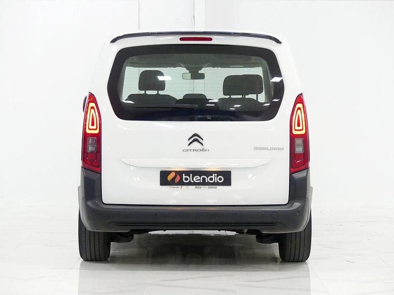 Usado Citroën Berlingo Live 100 CV (73 kW) 2022 Blanco Monovolumen