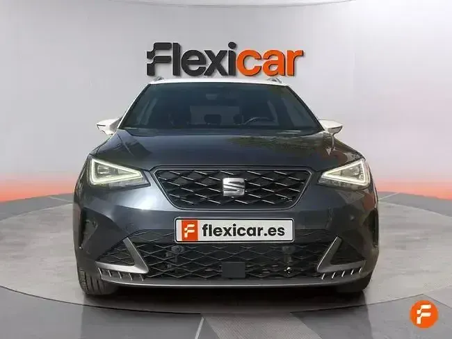 Usado Seat Arona FR 150 CV (110 kW) 2023 Gris SUV