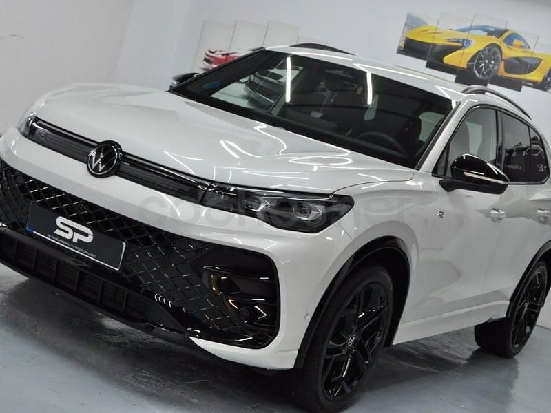 Usado VW Tiguan R-line 150 CV (110 kW) 2024 Blanco SUV