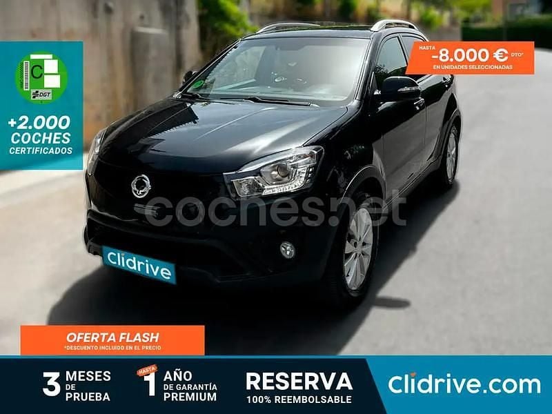 Negro Usado 2015 Ssangyong (KGM) Korando Limited SUV | 8390 € (Precio justo) - Imagen 1/3