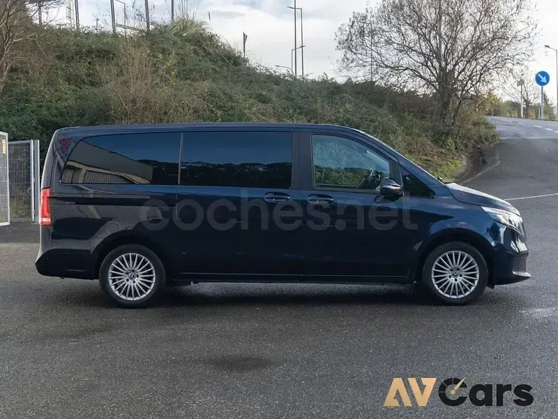Brugt Mercedes V220 Avantgarde 163 HK (119 kW) 2020 Blå MPV