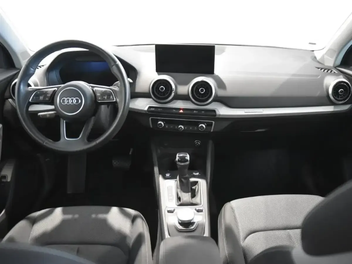 Usado Audi Q2 S-Line 150 CV (110 kW) 2022 Azul SUV