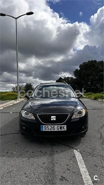 Usado Seat Exeo Sport 143 CV (105 kW) 2010 Negro Familiar