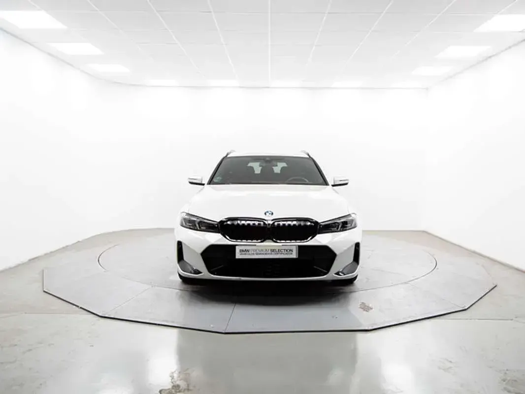 Usado BMW 320 Comfort Edition 190 CV (139 kW) 2025 Blanco Familiar