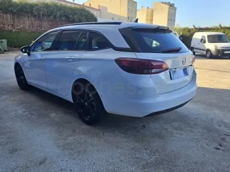 Usado Opel Astra Ultimate 122 CV (89 kW) 2022 Blanco Utilitario
