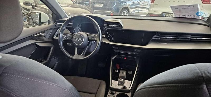 Usado Audi A3 Sportback 109 CV (80 kW) 2021 Blanco Utilitario