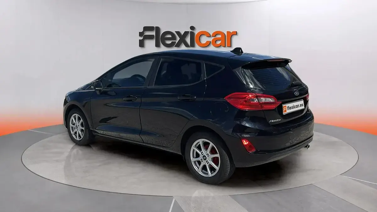 Usado Ford Fiesta Active 101 CV (74 kW) 2019 Negro Utilitario