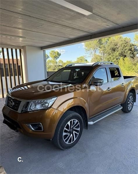 Usado Nissan Navara 190 CV (139 kW) 2016 Naranja Recogida