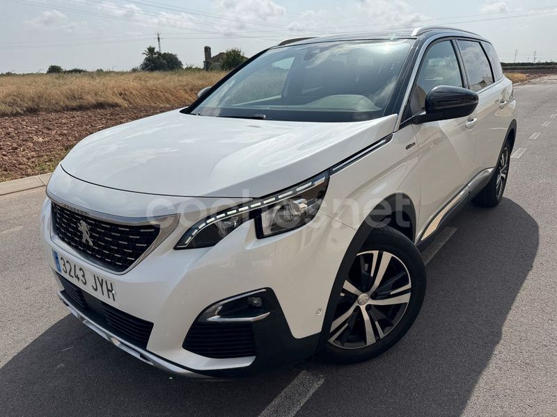 Blanco Usado 2017 Peugeot 5008 GT-line Monovolumen | 18.500 € (Precio justo) - Imagen 1/4