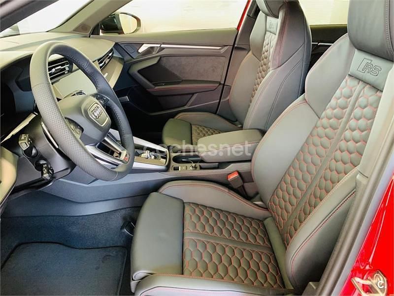Usado Audi RS3 400 CV (294 kW) 2022 Rojo Berlina