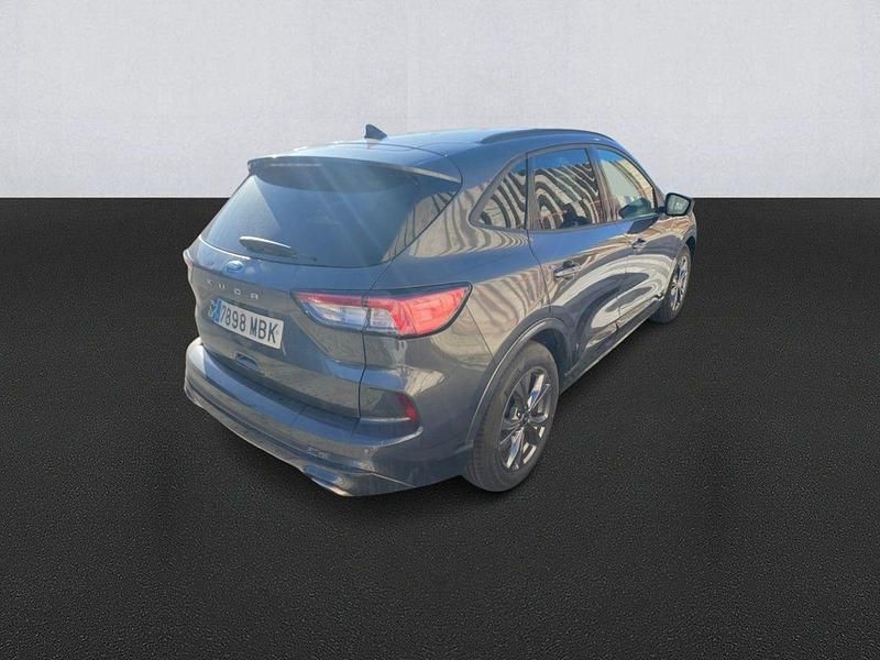 Usado Ford Kuga ST-Line 120 CV (88 kW) 2022 Gris SUV