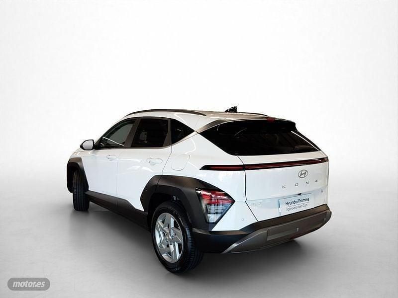 Usado Hyundai Kona 120 CV (88 kW) 2024 Blanco SUV