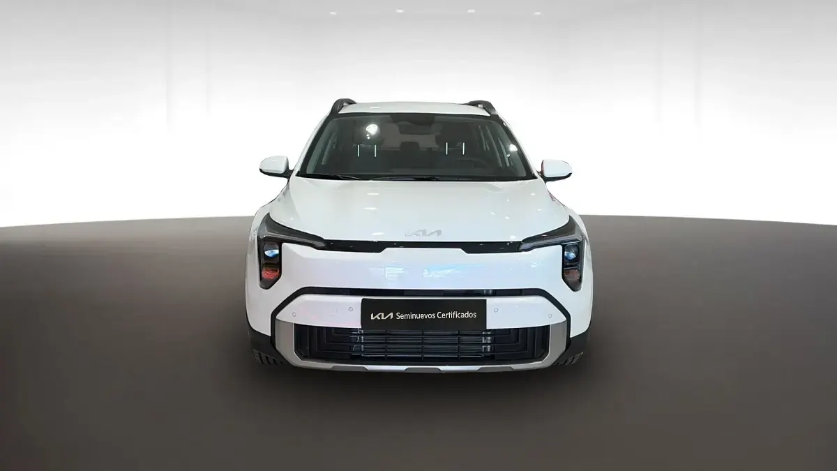 Nuevo Kia Stonic 100 CV (73 kW) 2026 Clear white SUV
