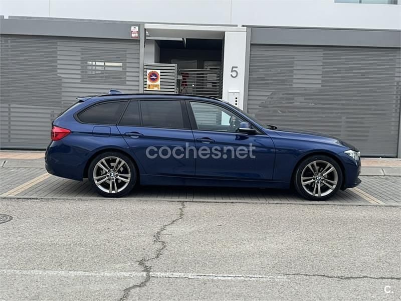 Usado BMW 318 Comfort Edition 136 CV (100 kW) 2017 Azul Familiar