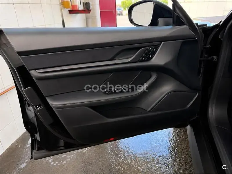 Usado Porsche Taycan 92 kW (126 CV) 2024 Eléctrico Berlina