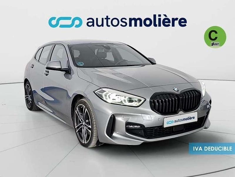 Usado BMW 118 Comfort Edition 136 CV (100 kW) 2023 Gris Utilitario