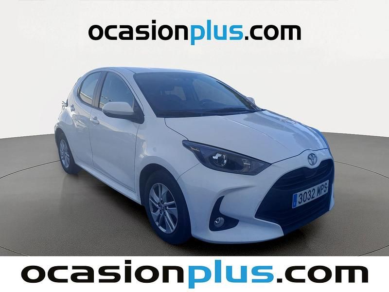 Usado Toyota Yaris Edition 125 CV (91 kW) 2024 Blanco Utilitario