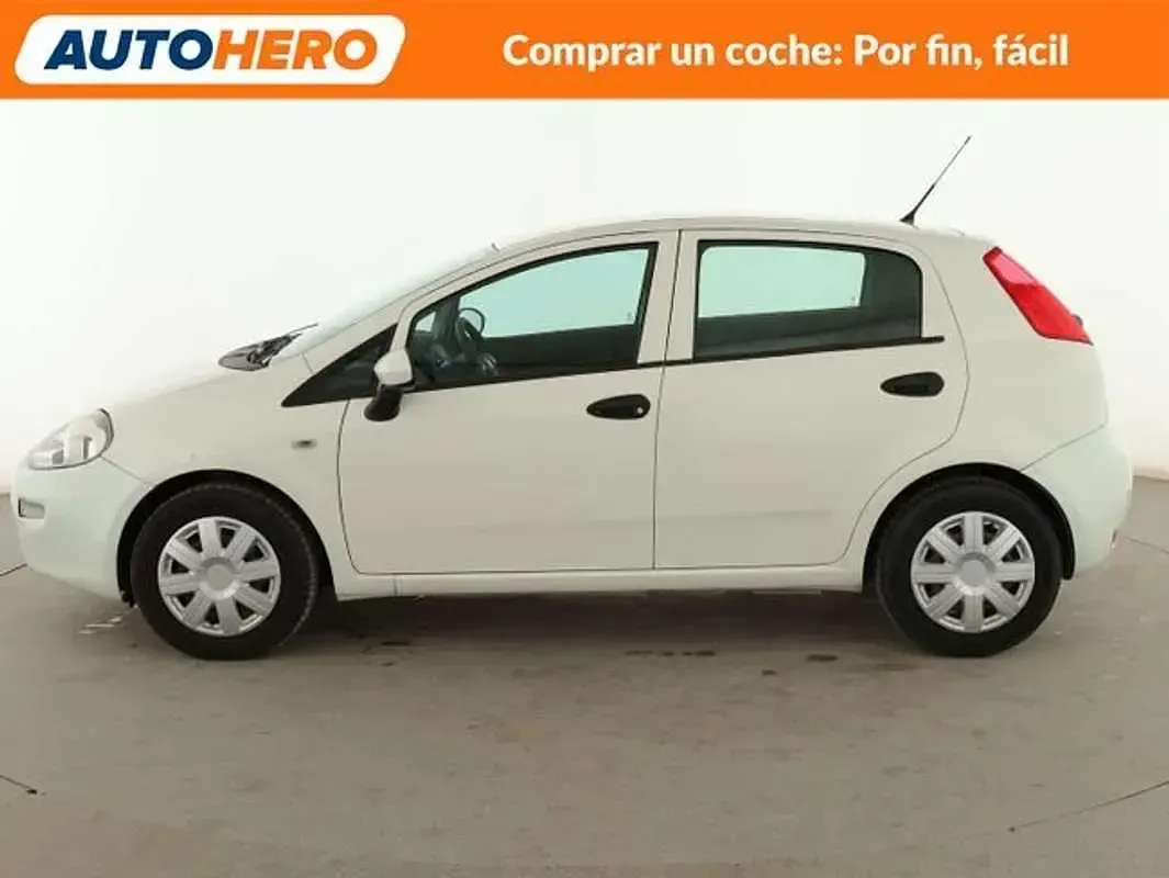 Usado Fiat Punto Easy 67 CV (49 kW) 2016 Blanco Utilitario