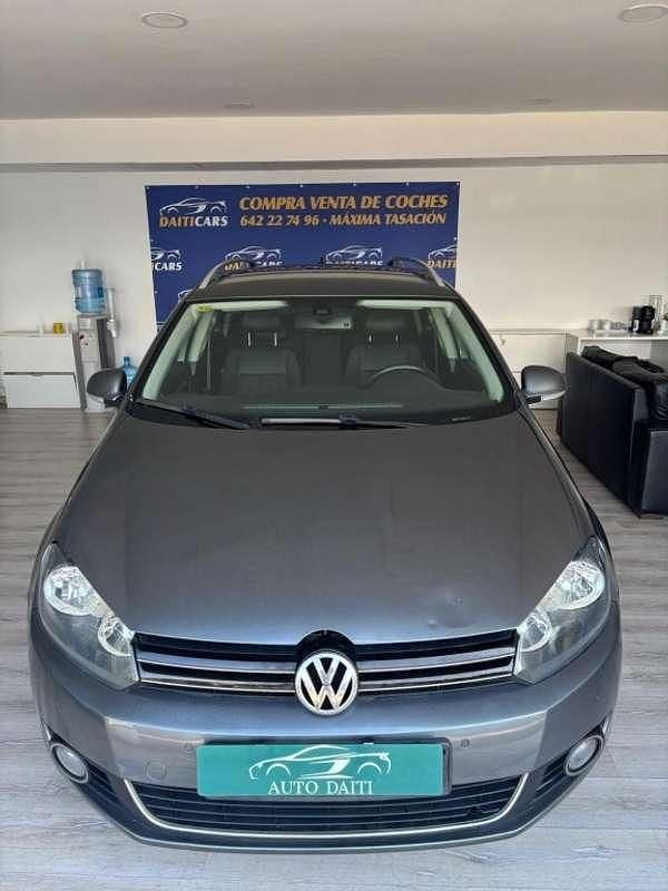 Usado VW Golf VI Advance 90 CV (66 kW) 2010 Verde Utilitario