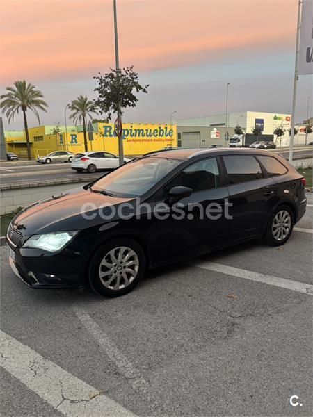 Negro Usado 2016 Seat Leon ST Reference Familiar | 6500 € (Super precio) - Imagen 1/4