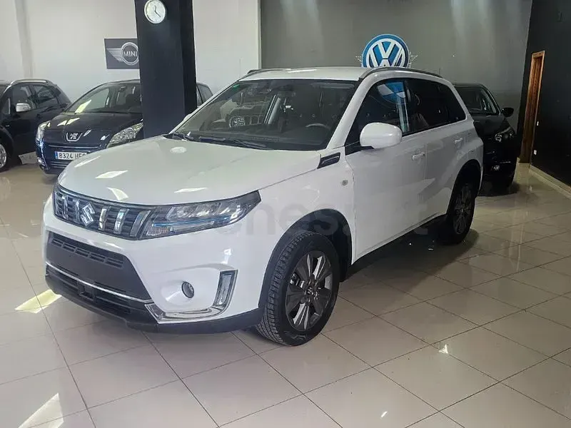 Usado Suzuki Vitara GLX 129 CV (94 kW) 2021 Blanco SUV