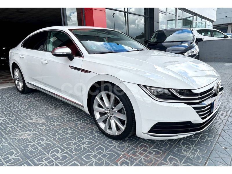 Blanco Usado 2019 VW Arteon Elegance Berlina | 23.800 € (Precio justo) - Imagen 1/4