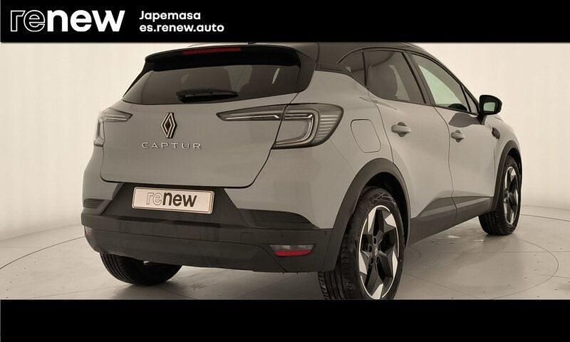 Usado Renault Captur Techno 100 CV (73 kW) 2025 Gris SUV