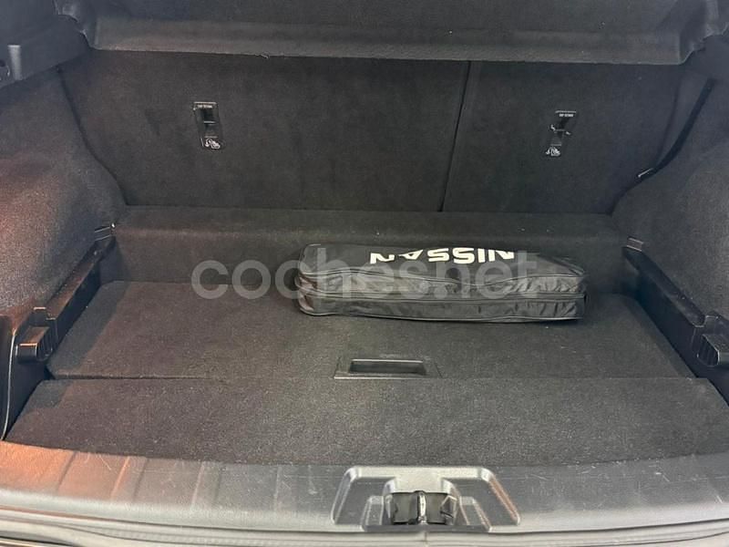 Usado Nissan Qashqai Acenta 115 CV (84 kW) 2015 Gris / plata SUV