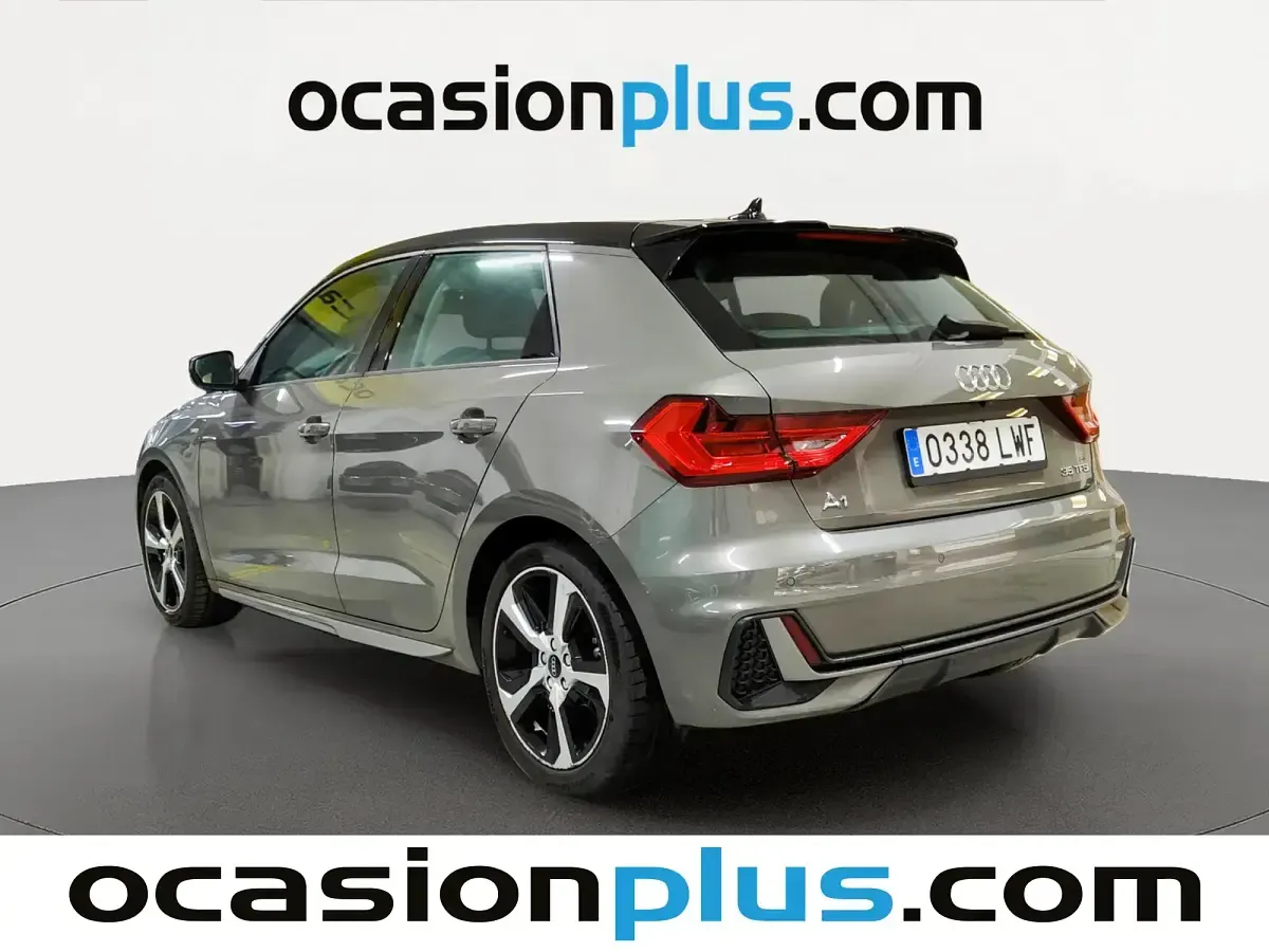 Usado Audi A1 S-Line 150 CV (110 kW) 2022 Gris SUV