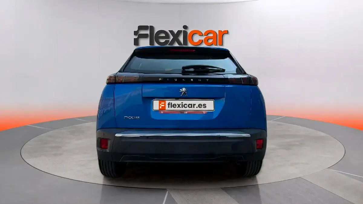 Usado Peugeot 2008 Active 101 CV (74 kW) 2021 Azul SUV