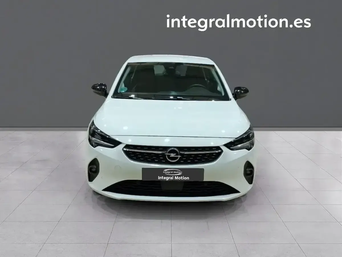 Usado Opel Corsa Elegance 100 CV (73 kW) 2021 Blanco Utilitario