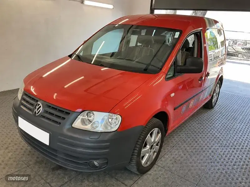Usado VW Caddy Life 110 CV (80 kW) 2006 Rojo Monovolumen