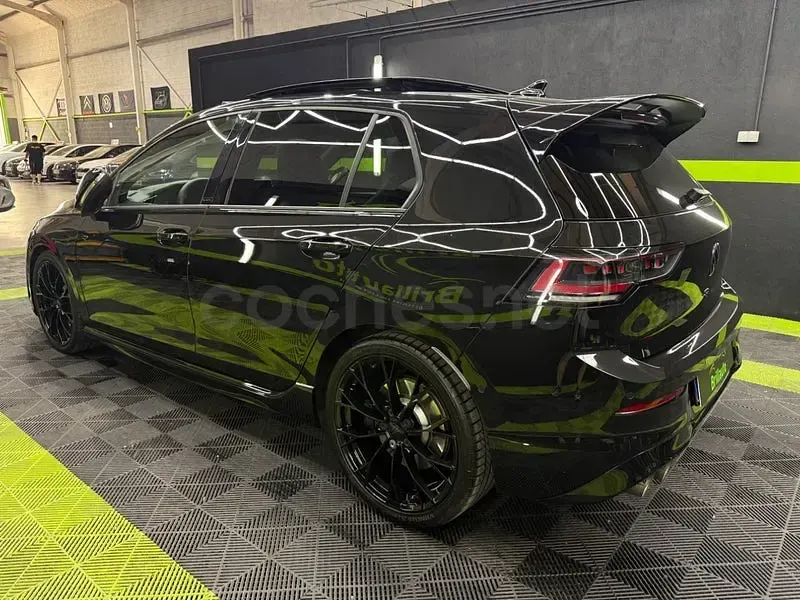 Usado VW Golf VIII Black Edition 333 CV (244 kW) 2025 Negro Berlina
