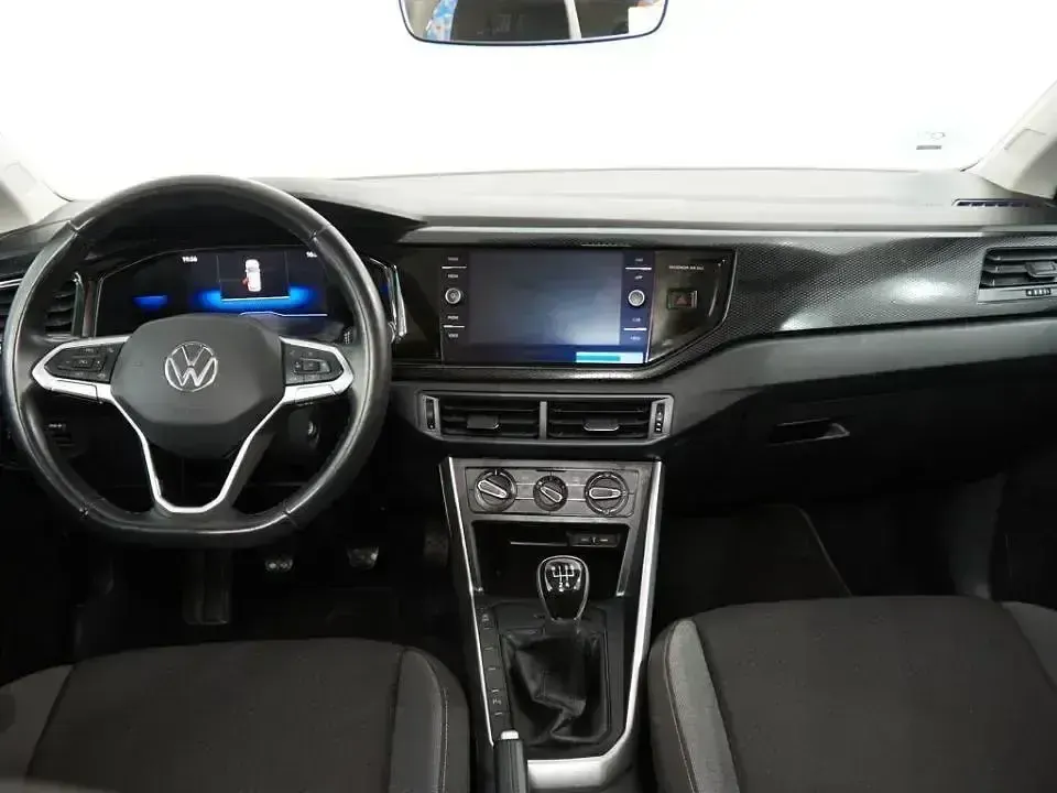 Begagnad VW Polo Life 95 HK (69 kW) 2024 Grå Sedan