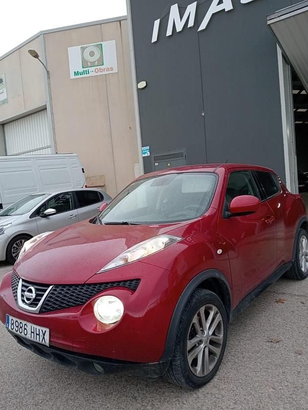 Usado Nissan Juke Acenta 110 CV (80 kW) 2012 Granate SUV
