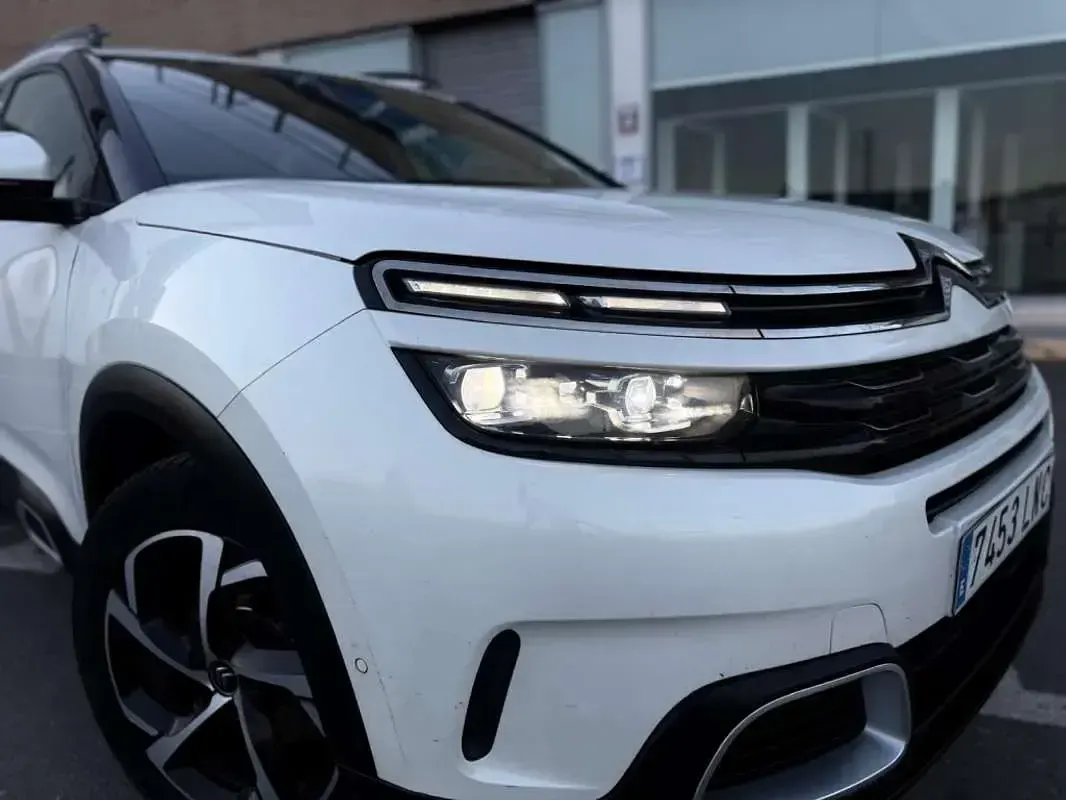 Usado Citroën C5 Aircross Feel 131 CV (96 kW) 2019 Blanco SUV