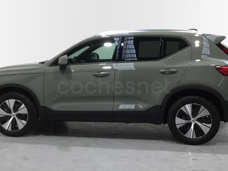 Usado Volvo XC40 Core 163 CV (119 kW) 2024 Gris / plata SUV