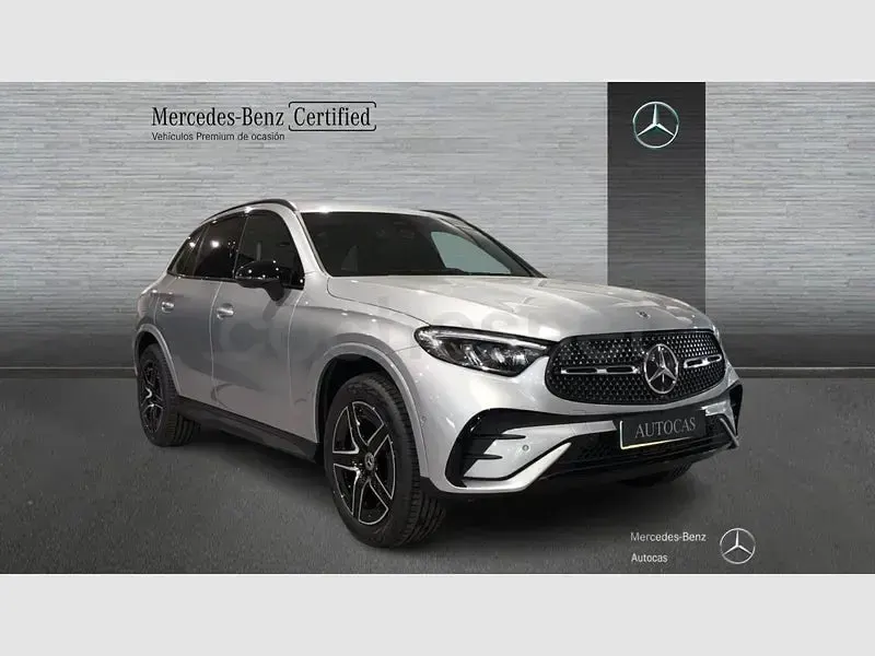 Nuevo Mercedes GLC300e 333 CV (244 kW) 2026 Gris / plata SUV