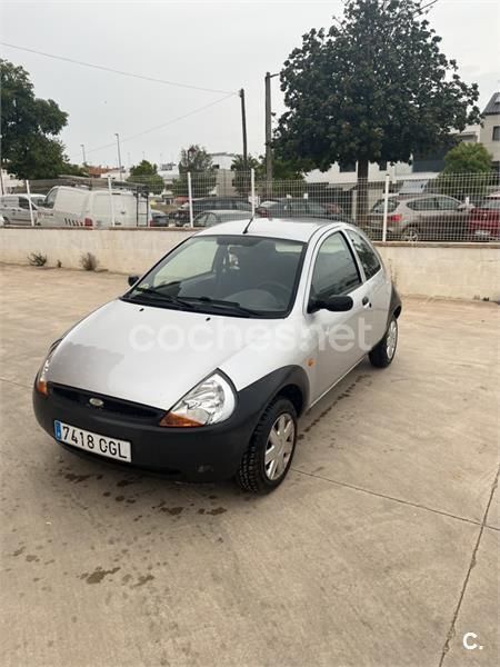 Gris / plata Usado 2003 Ford Ka Utilitario | 1750 € (Buen precio) - Imagen 1/4