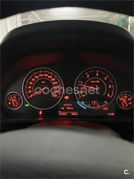 Usado BMW 320 Comfort Edition 190 CV (139 kW) 2017 Negro Familiar
