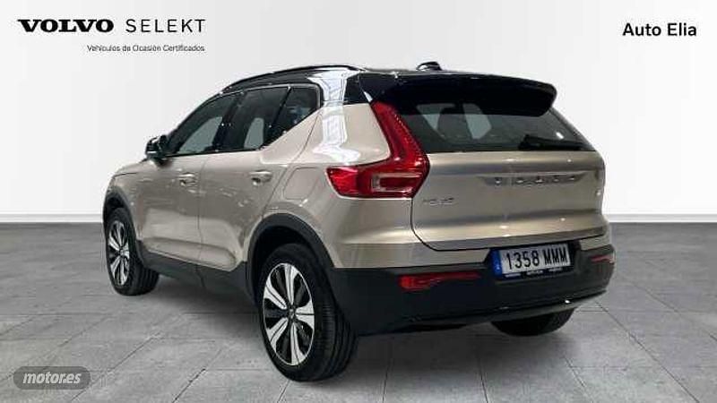 Usado Volvo XC40 Plus 185 kW (252 CV) 2023 Gris SUV