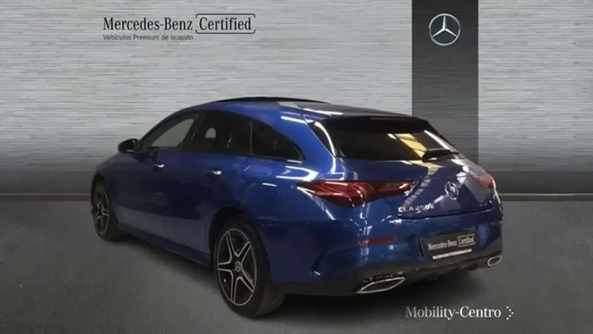 Usado Mercedes CLA250e 218 CV (160 kW) 2024 Azul Coupe