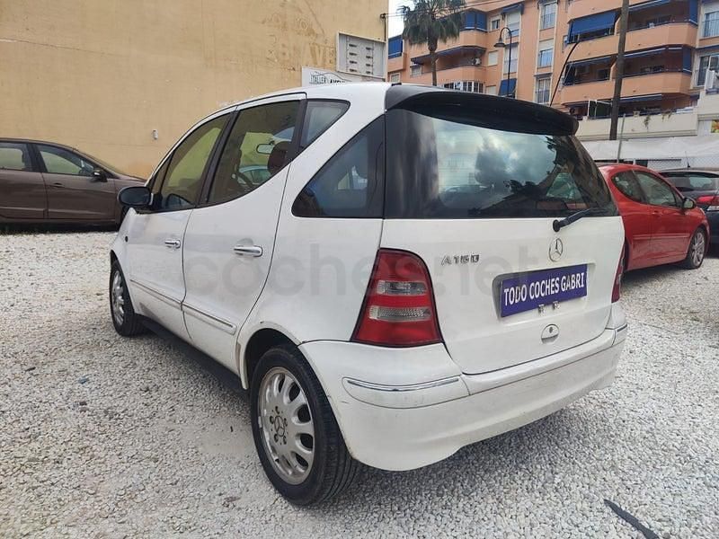 Usado Mercedes A160 Elegance 102 CV (75 kW) 2003 Blanco Monovolumen