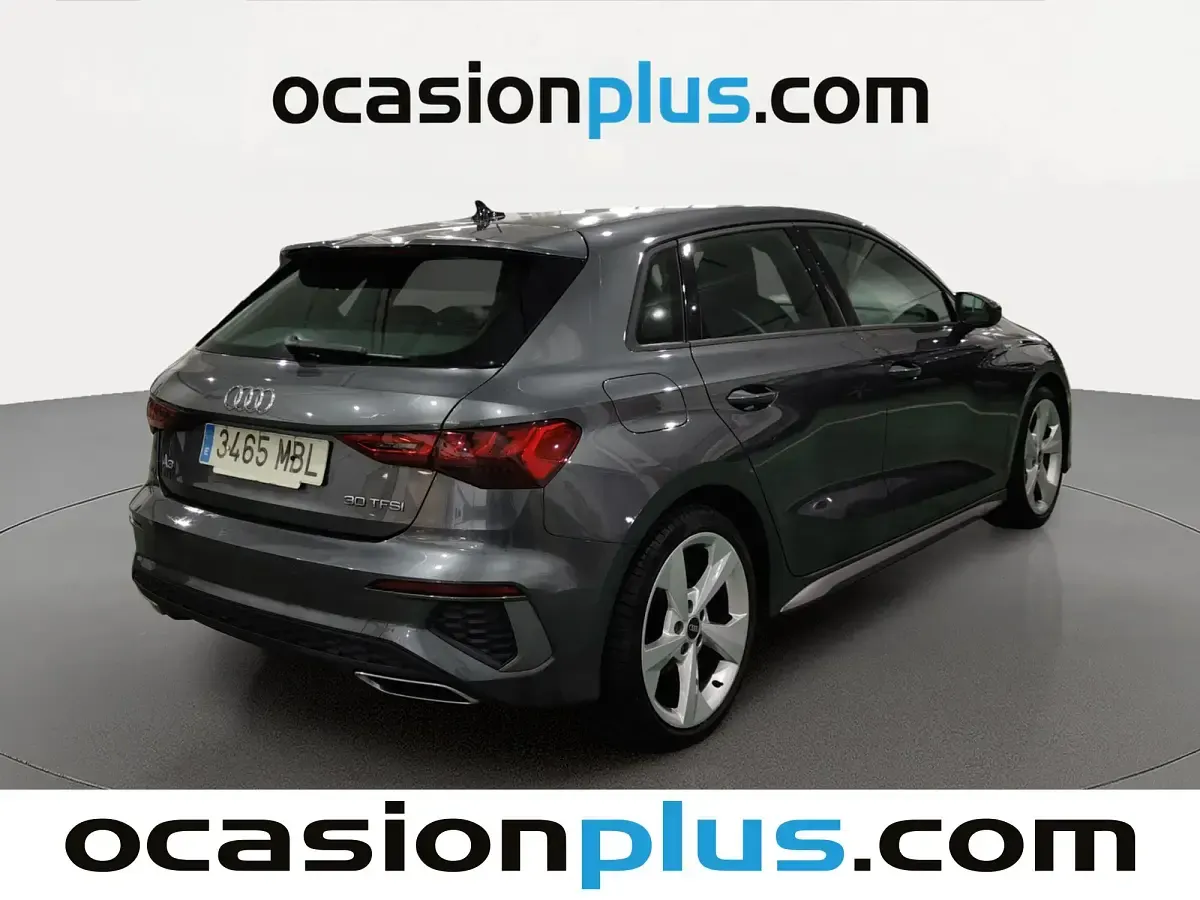 Usado Audi A3 Sportback S-Line 110 CV (80 kW) 2022 Gris Utilitario
