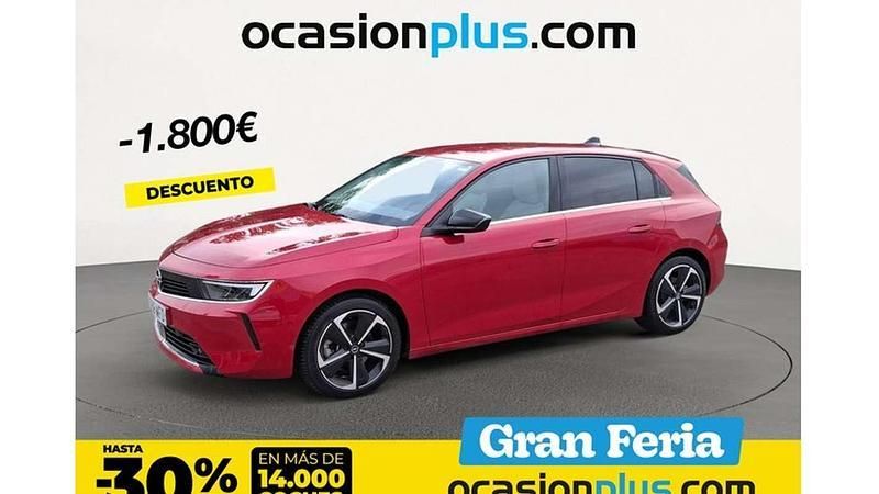 Rojo Usado 2023 Opel Astra Elegance Utilitario | 18.000 € (Precio justo) - Imagen 1/4