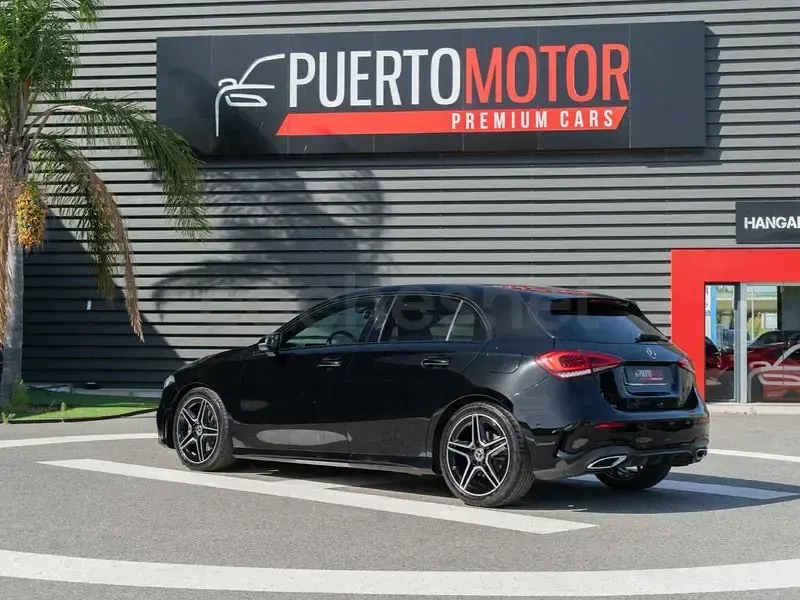 Usado Mercedes A200 150 CV (110 kW) 2021 Negro Berlina
