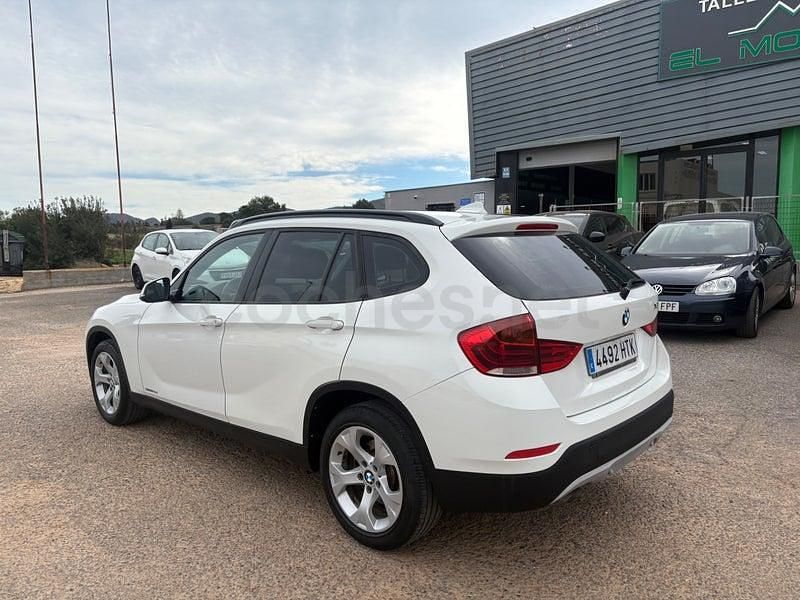 Usado BMW X1 Comfort Edition 143 CV (105 kW) 2013 Blanco SUV